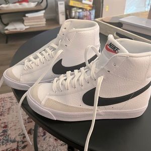 Nike Blazer Mid ‘77 Big Kids Shoes